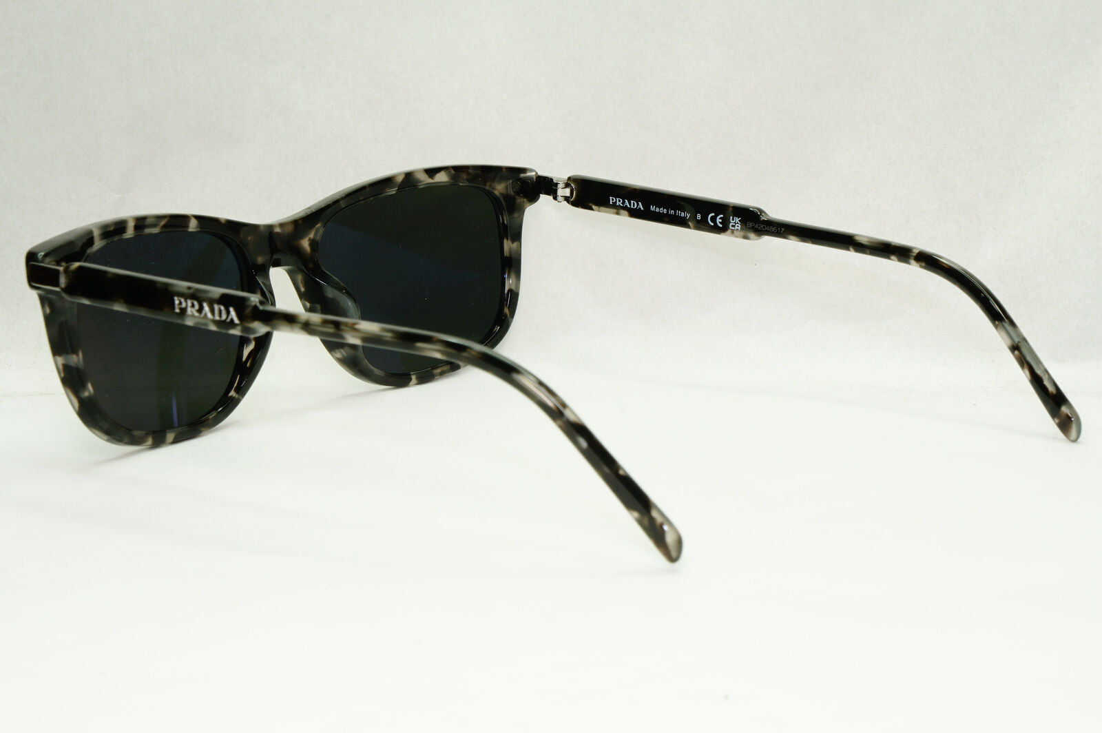 Prada Sunglasses Glass Lens Grey Tortoiseshell Havana PR18YS SPR 18Y 19A-09C