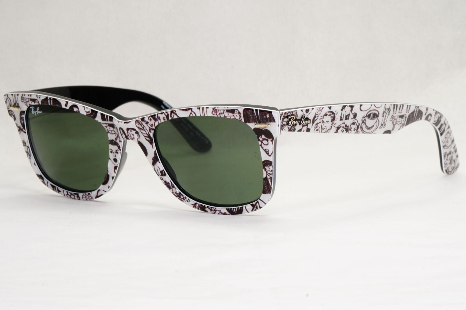 Ray-Ban Sunglasses Rare Prints Comics White Black Green RB 2140 1047 200124