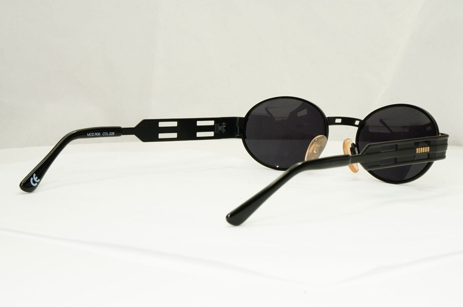 Versus 1996 by Gianni Versace Vintage Matte Black Sunglasses MOD R06 COL 09M