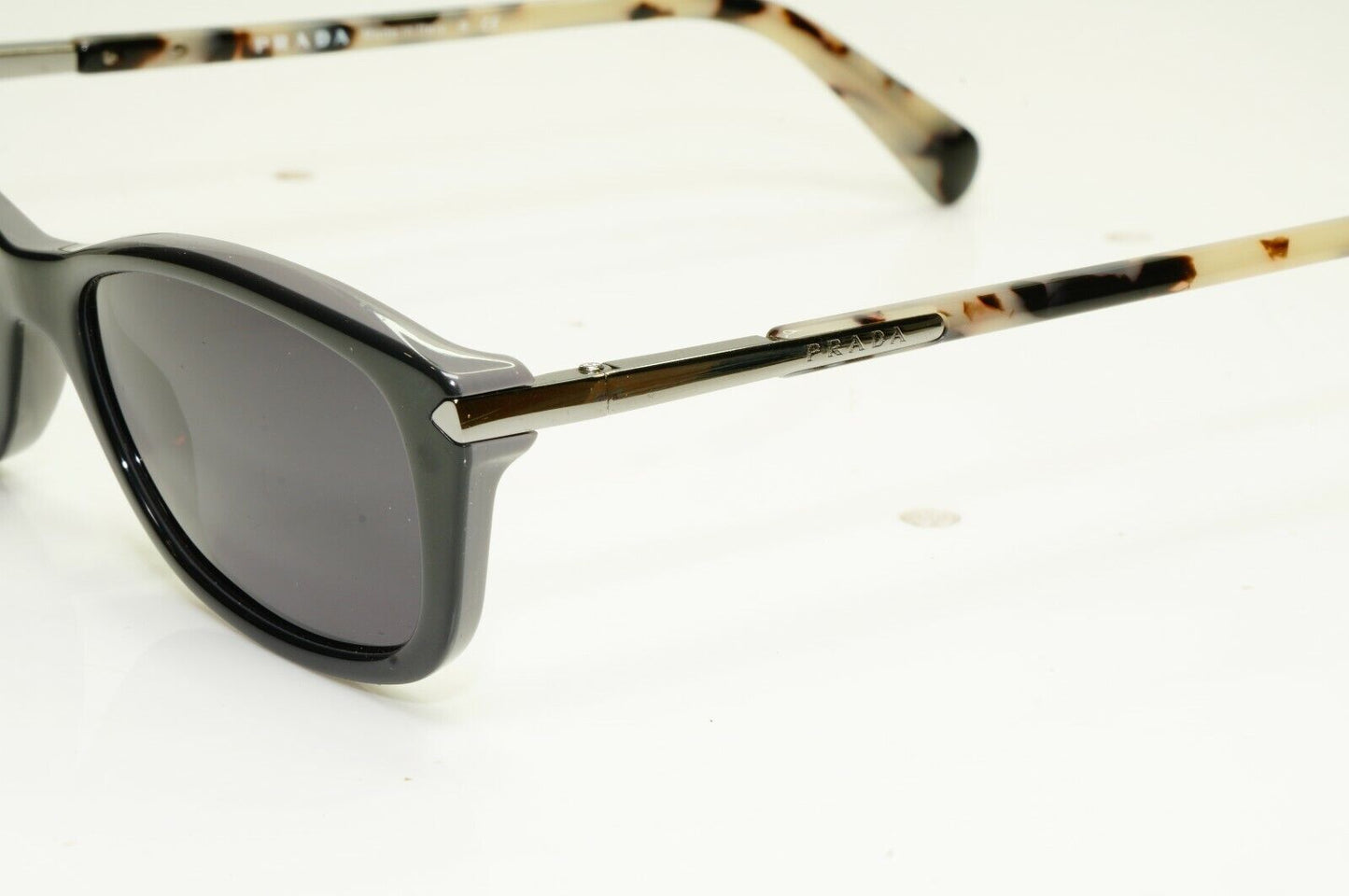 Authentic PRADA Womens Vintage Sunglasses Grey HAVANA VPR 04P TFN-101 27735