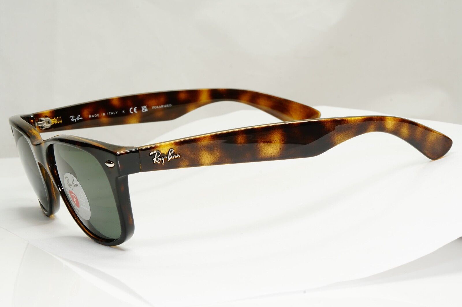 Ray-Ban Sunglasses Polarised New Wayfarer Brown RB 2132 New Wayfarer 902/58 55mm