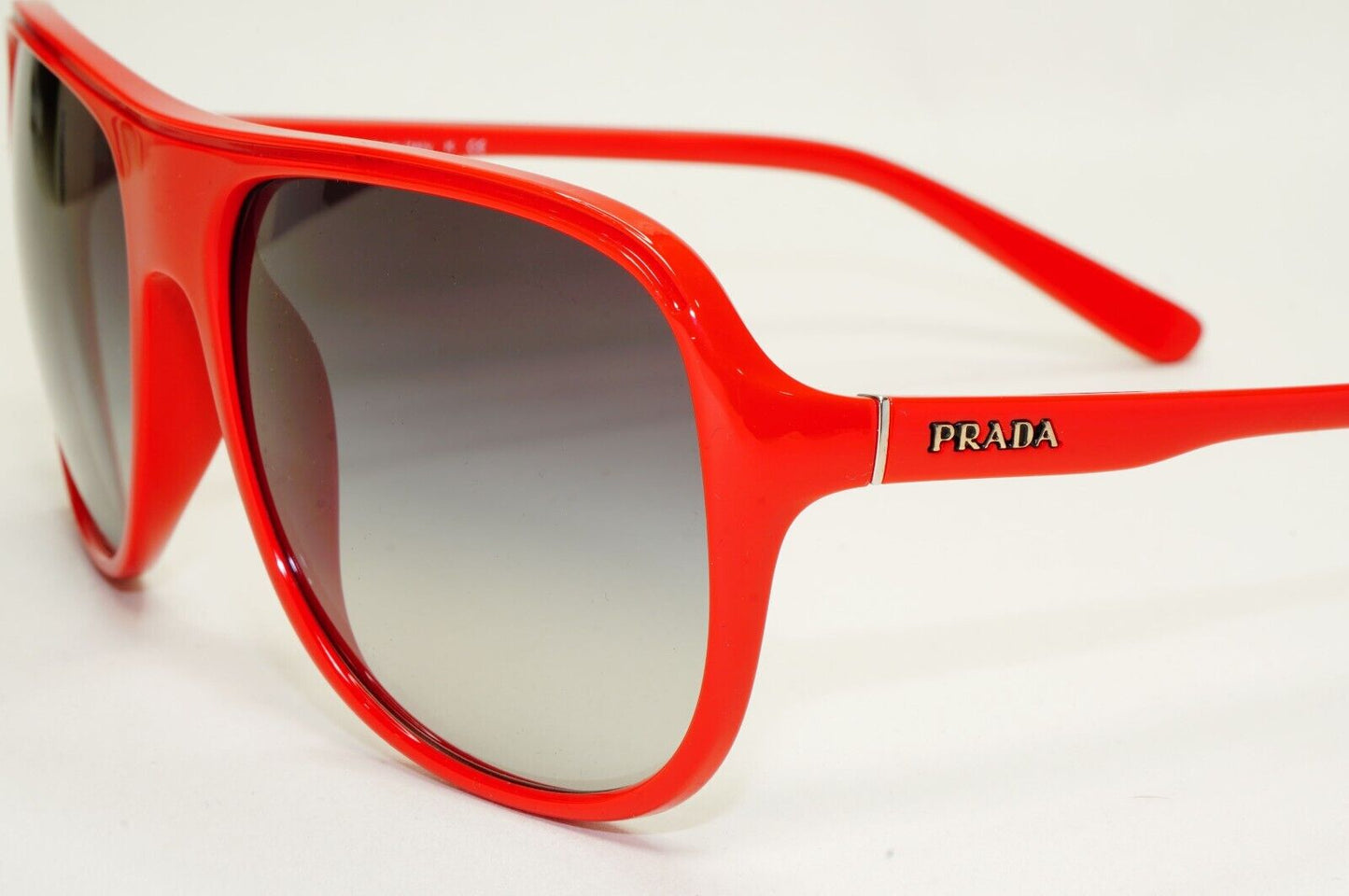 Prada Sunglasses 2011 Vintage Red Grey Navigator PR15MS SPR 15M 0BU-3M1 061024