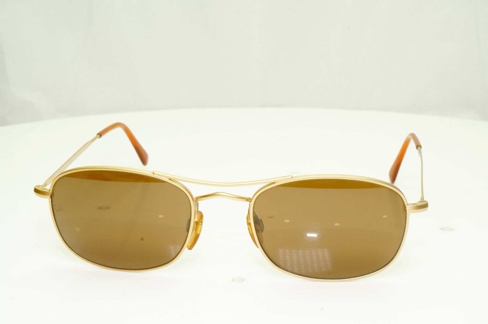Authentic Giorgio Armani 1997 Vintage Sunglasses Gold Metal Men Women 635 703