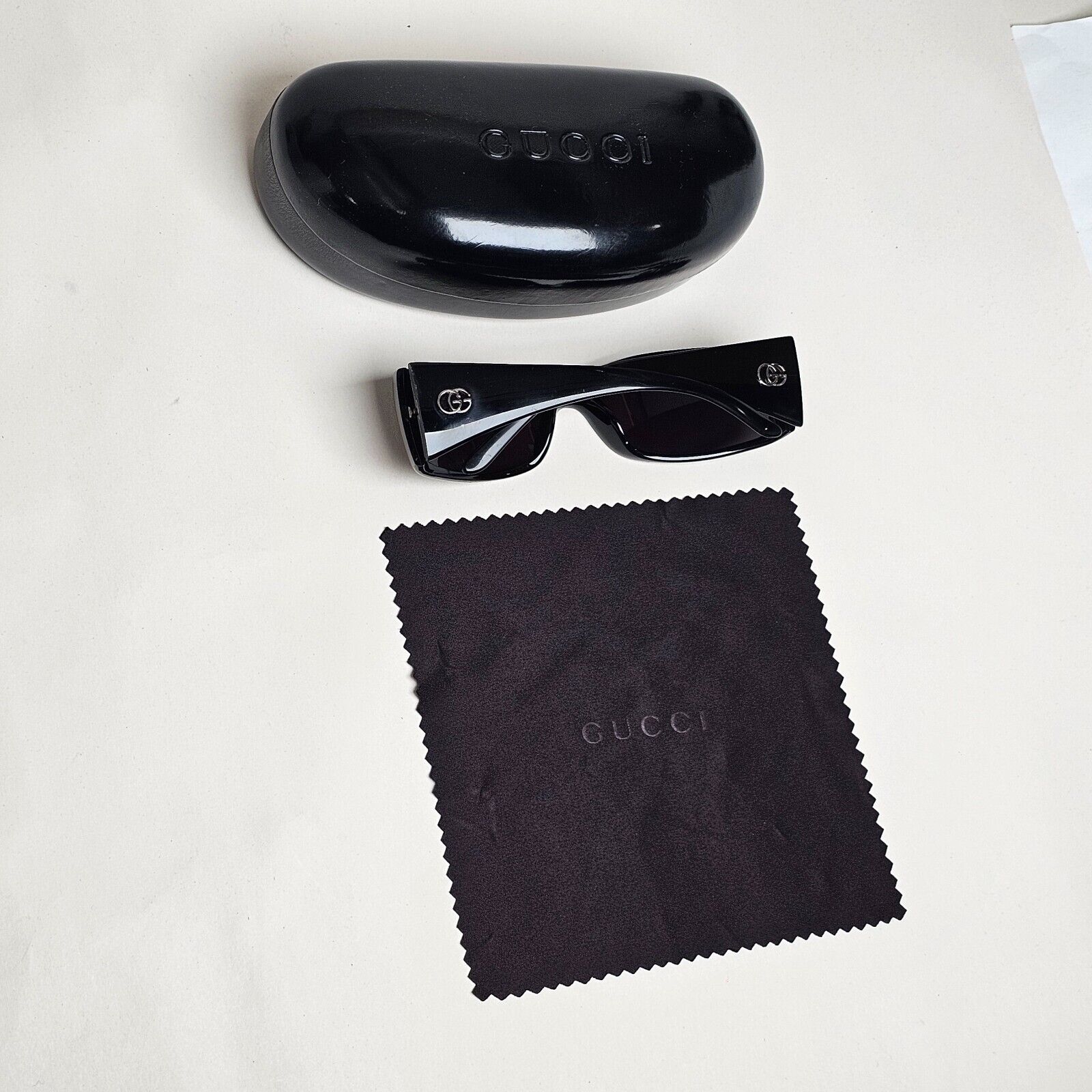 Gucci Sunglasses 1999 Vintage Black Rectangle Wrap GG 2493/S 584 220125