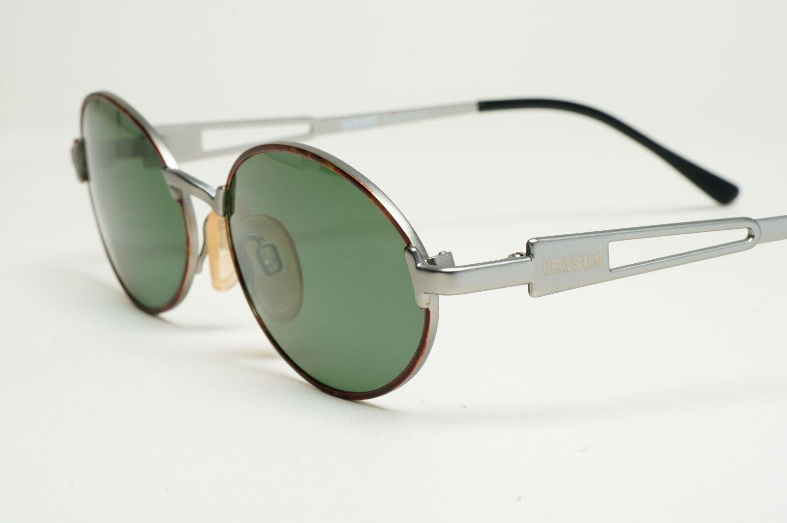 Versus Sunglasses 1996 by Gianni Versace Vintage Silver Green MOD R11 COL 27M