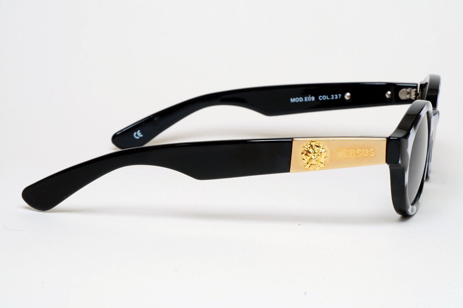 Versus Sunglasses 1996 by Gianni Versace Vintage Gold Lion Black MOD E09 COL 237