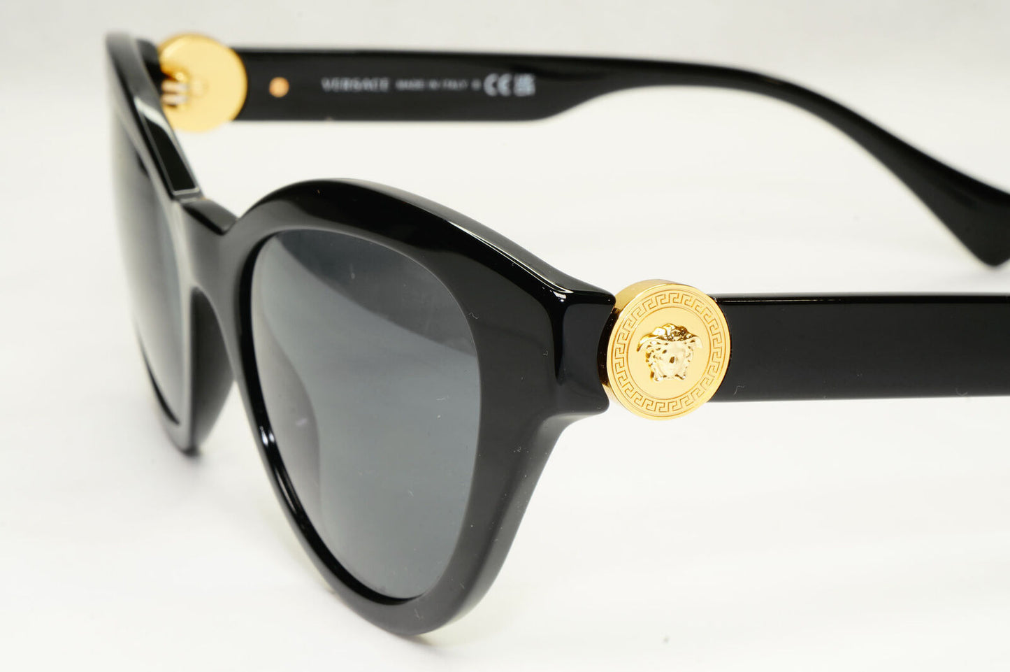 Versace Sunglasses Black Gold Cat Eye Medusa MOD VE 4435 GB1/87 52mm