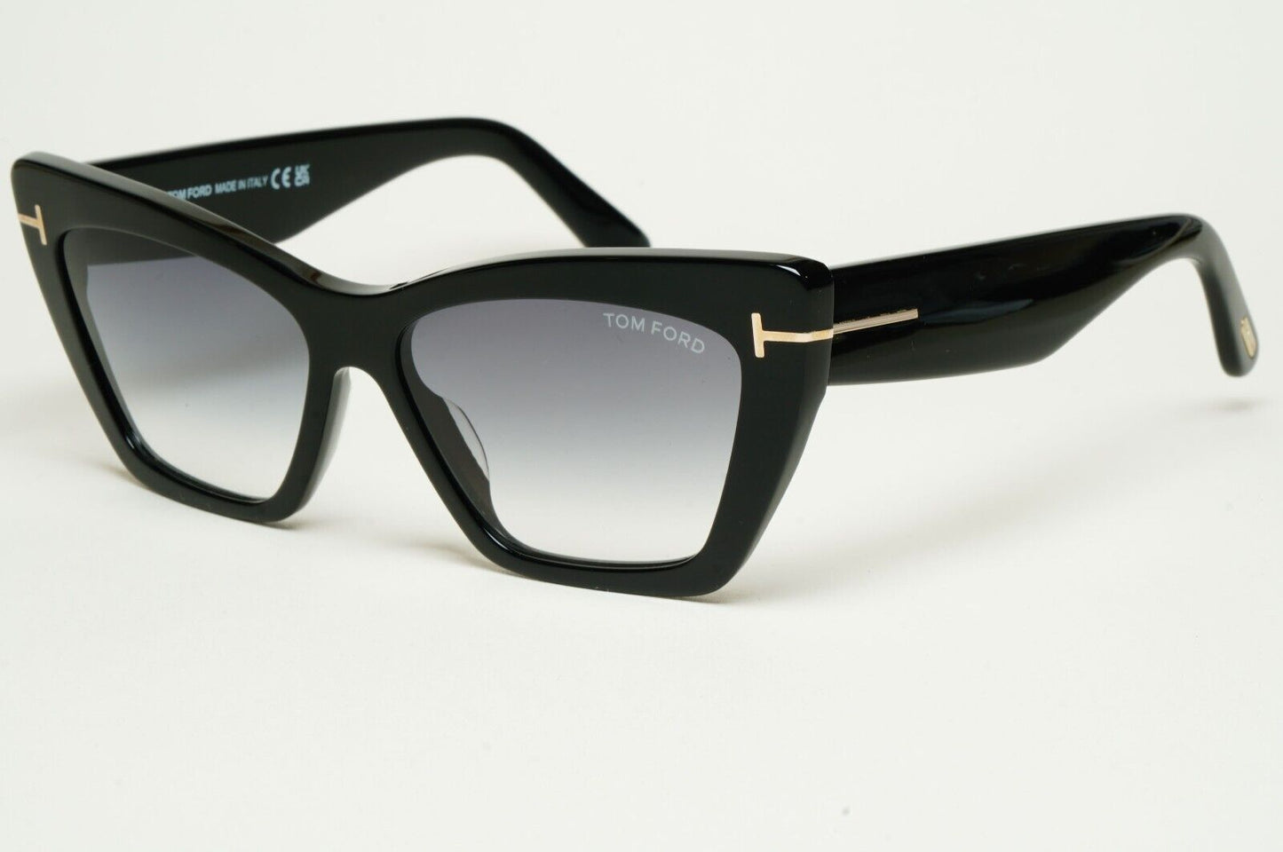 Tom Ford Sunglasses Wyatt Black Grey Gradient Thick Cat Eye FT0871 TF 871 01B