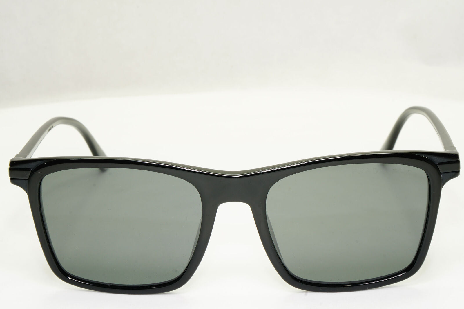 Prada Sunglasses Polarized Glass Lens Black Square Grey PR19XS SPR 19X 07F-08G