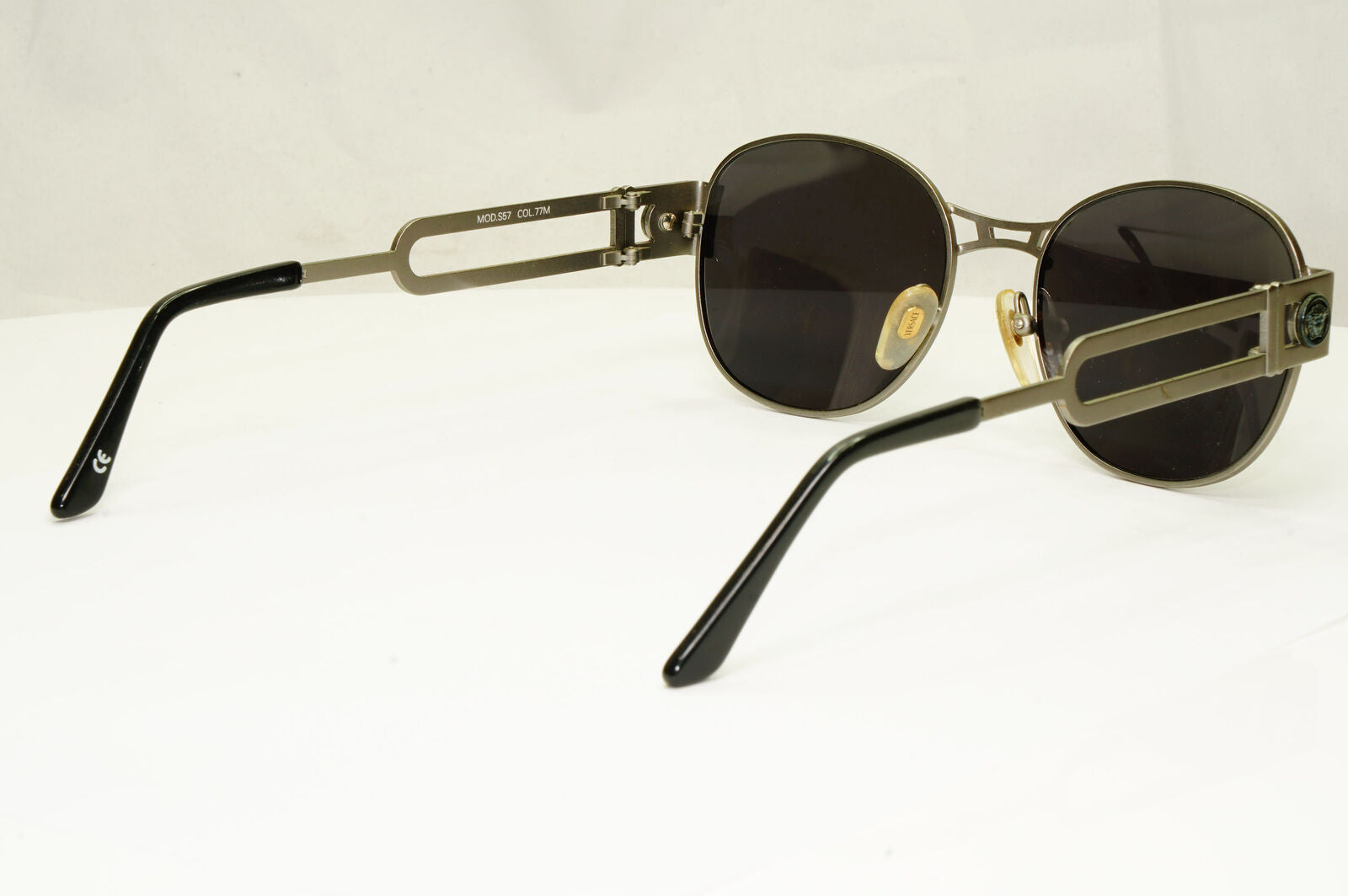 Gianni Versace 1996 Vintage Mens Silver Medusa Metal Sunglasses MOD S57 COL 77M