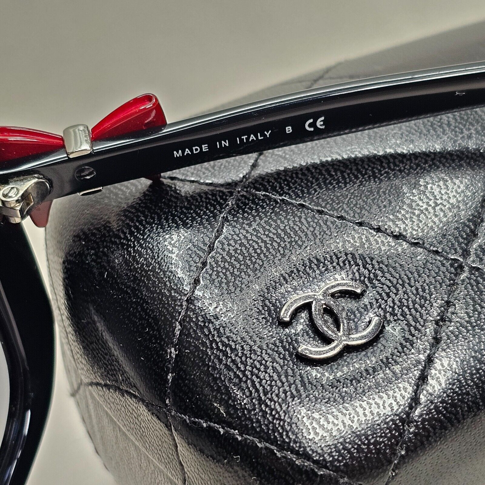Chanel Sunglasses Bow Black Red Grey Gradient Square 5171 c.1231/8G 270924