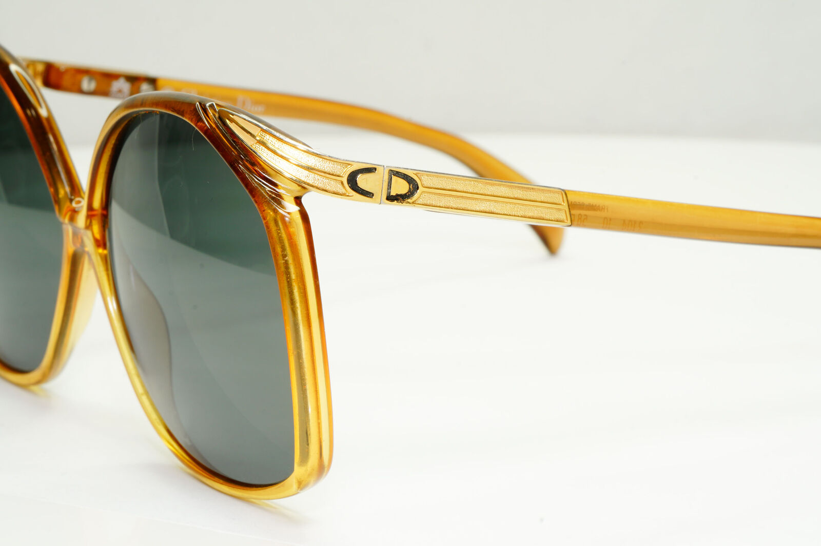 Dior 1990s Vintage Sunglasses Brown Honey Green Square Germany 2104 10 251122