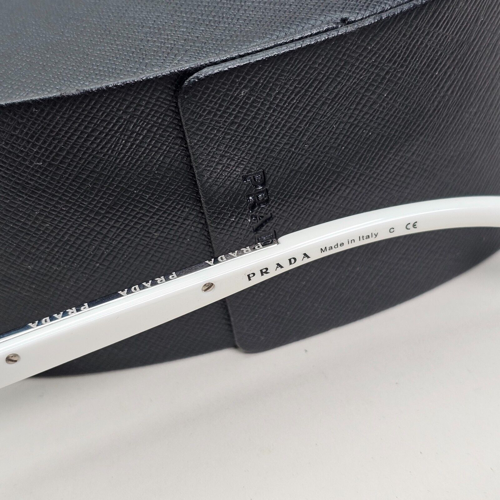 Prada Sunglasses 2012 Vintage White Black Unisex PR19NS SPR 19N 4AO-3M1 051124