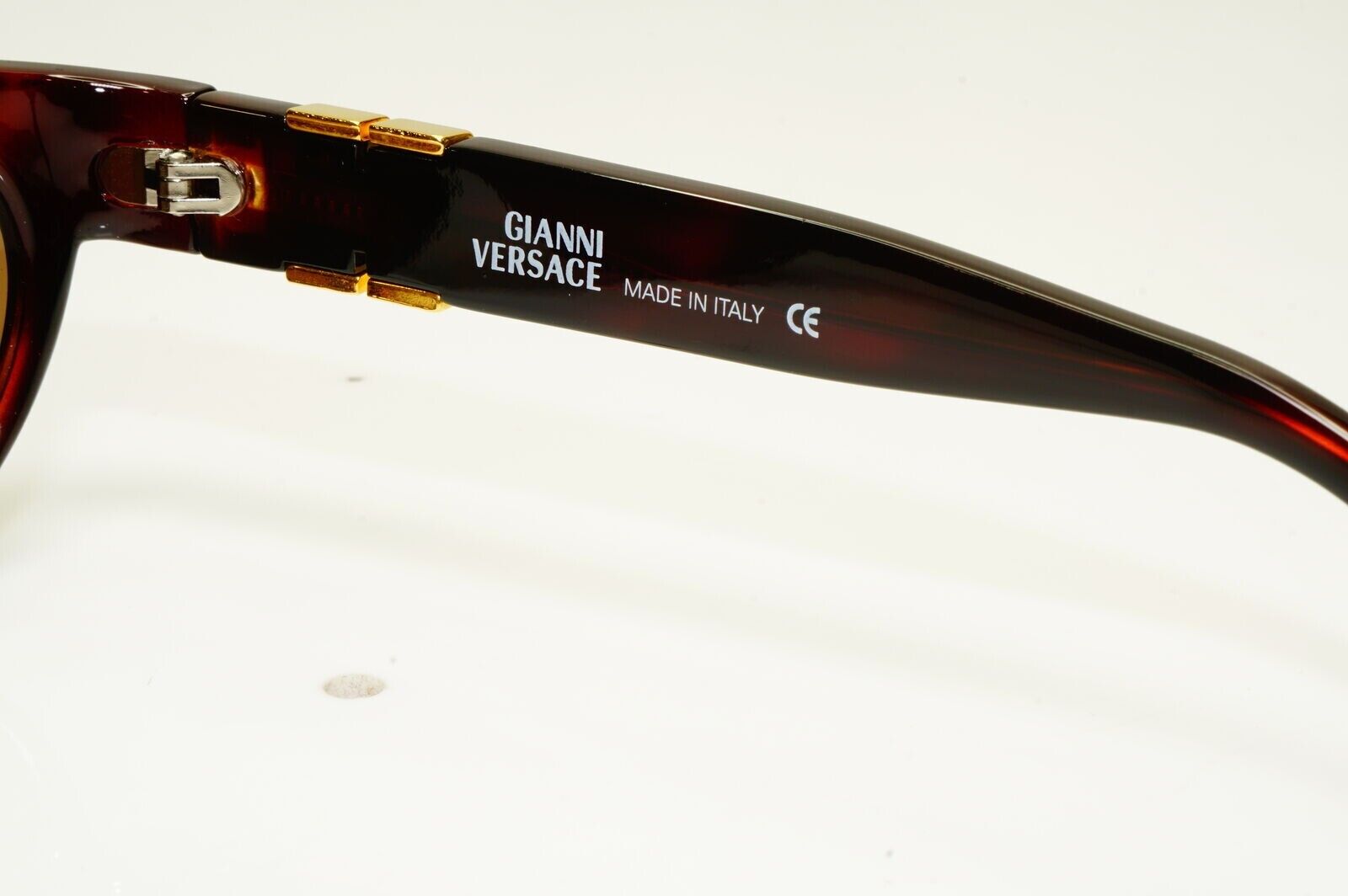 Gianni Versace 1996 Unisex Vintage Gold Medusa Sunglasses MOD 457/A COL 900
