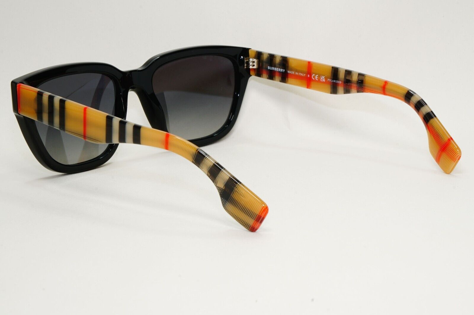 Burberry Sunglasses Polarised Plaid Black Brown Square Mammoth B 4277 3757/T3