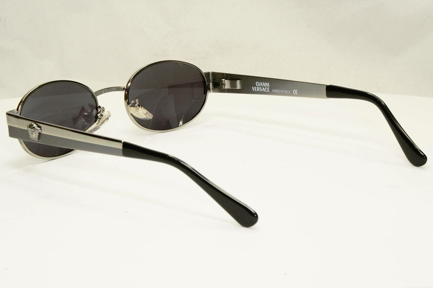 Gianni Versace 1996 Vintage Silver Medusa Oval Metal Sunglasses MOD X32 COL 029