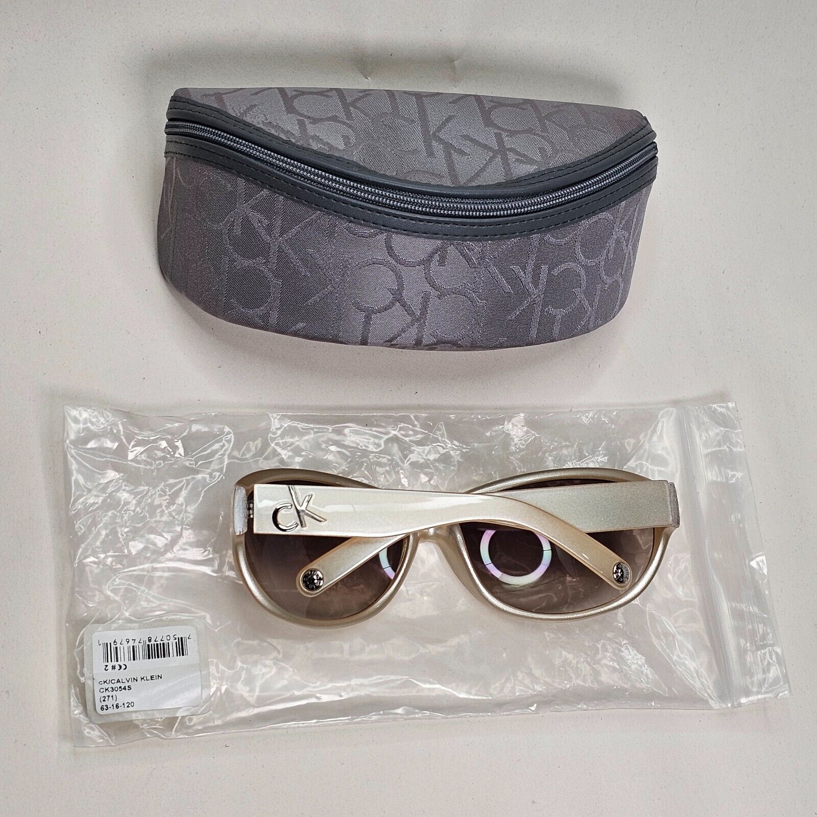 Calvin Klein Sunglasses 2005 Vintage Beige Brown Gradient Wrap 3054S 271 121124