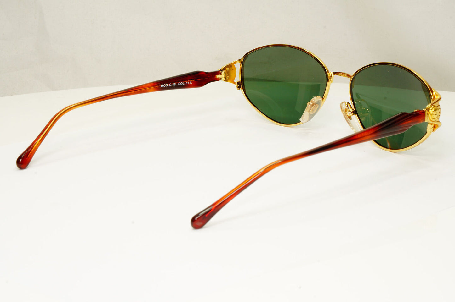 Gianni Versace 1995 Vintage Gold Medusa Unisex Green Sunglasses MOD G46 COL 14L