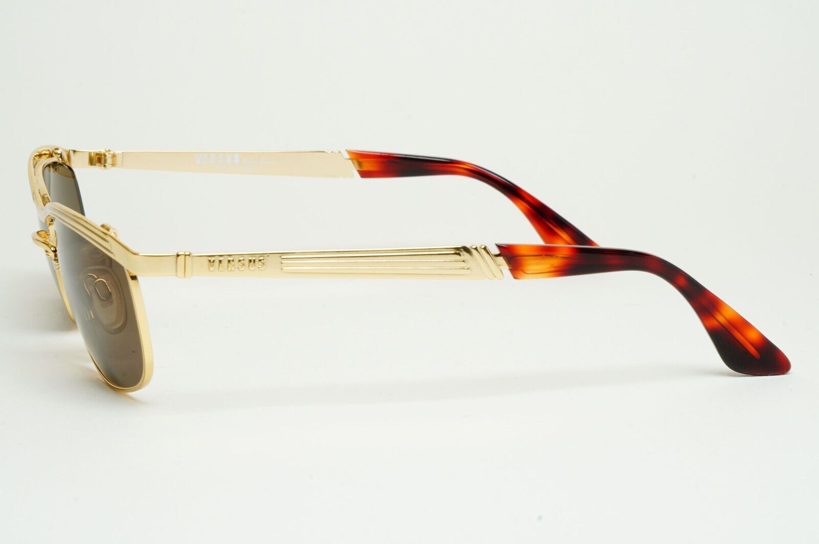 Versus Sunglasses 1996 by Gianni Versace Vintage Gold Brown MOD F01 COL 030