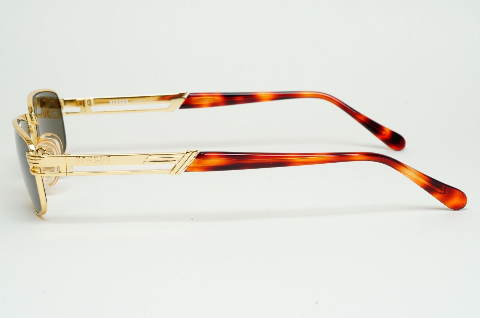 Versus Sunglasses 1996 by Gianni Versace Vintage Gold Grey MOD F20 COL 030