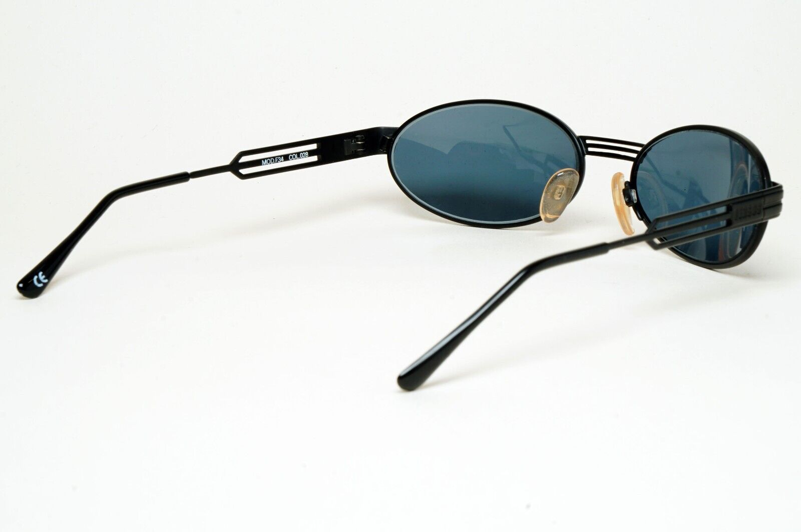 Versus Sunglasses 1996 by Gianni Versace Vintage Black Oval Wrap MOD F34 COL 028