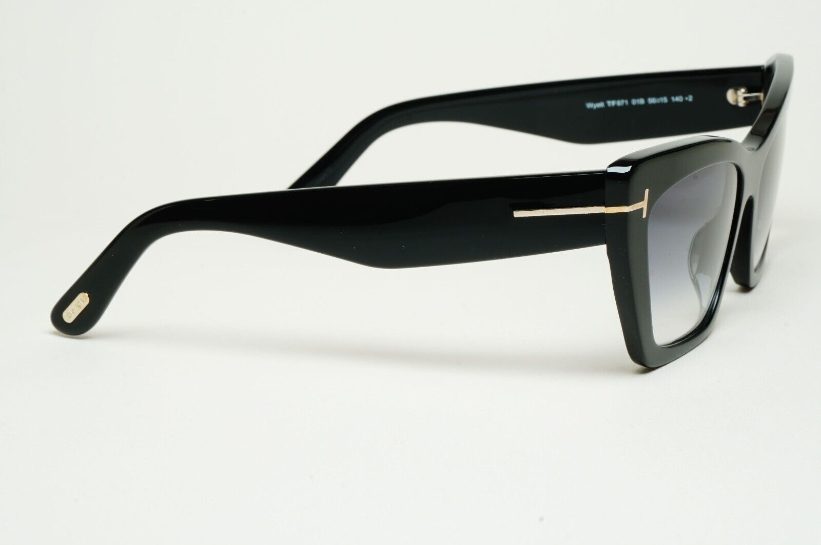 Tom Ford Sunglasses Wyatt Black Grey Gradient Thick Cat Eye FT0871 TF 871 01B