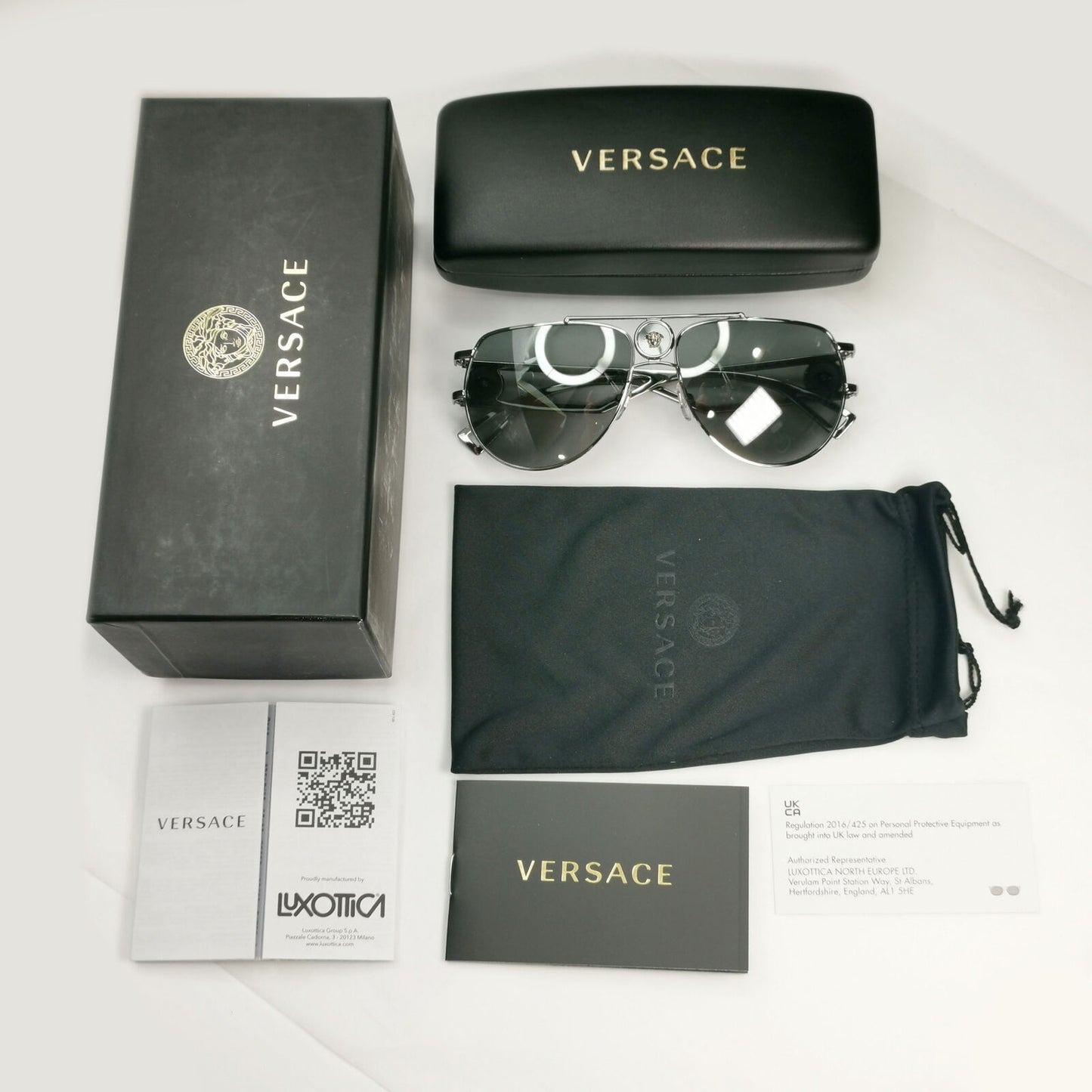 Versace Sunglassess Silver Mirror Gunmetal Pilot Medusa MOD VE 2225 1001/6G