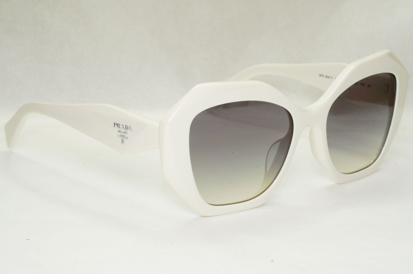 Prada Sunglasses White Symbole Triangle Square Grey PR16WFS SPR 16W-F 142-130