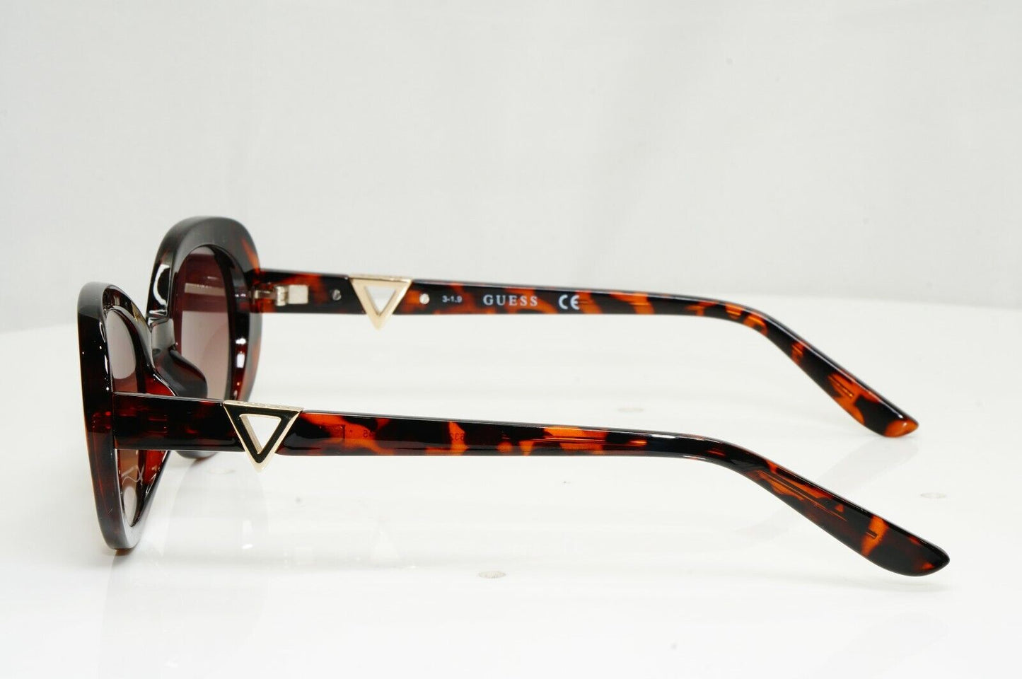 Guess Brown Oval Gradient Havana Gold Triangle Womens Sunglasses GU 7632 52F