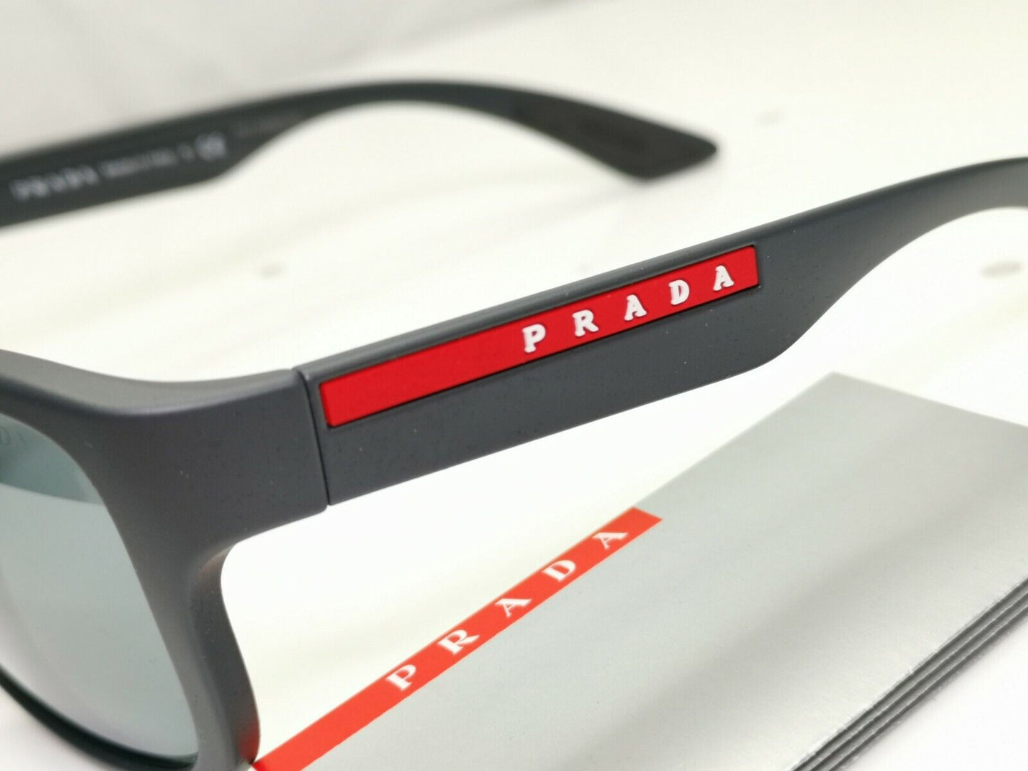 Authentic Prada Mens Grey Sunglasses Square Mirror SPS 01U UFK-5L0 Red Stripe
