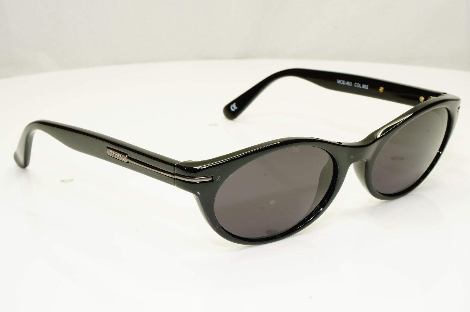 Gianni Versace 1996 Mens Unisex Vintage Glossy Black Sunglasses MOD 453 COL 852