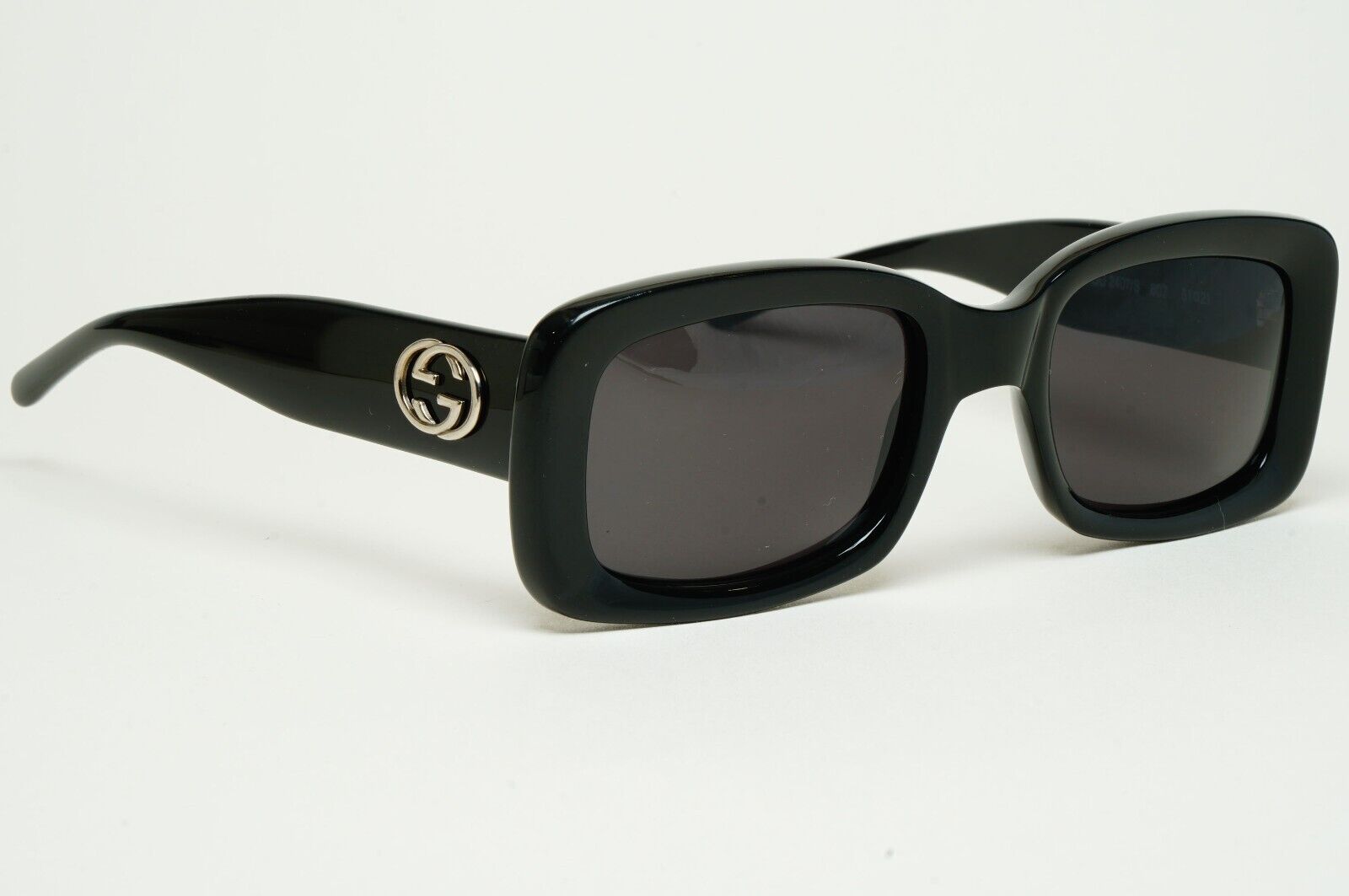 Gucci Sunglasses 1997 Vintage Black Square Retro GG 2407/S 807 51mm 110225