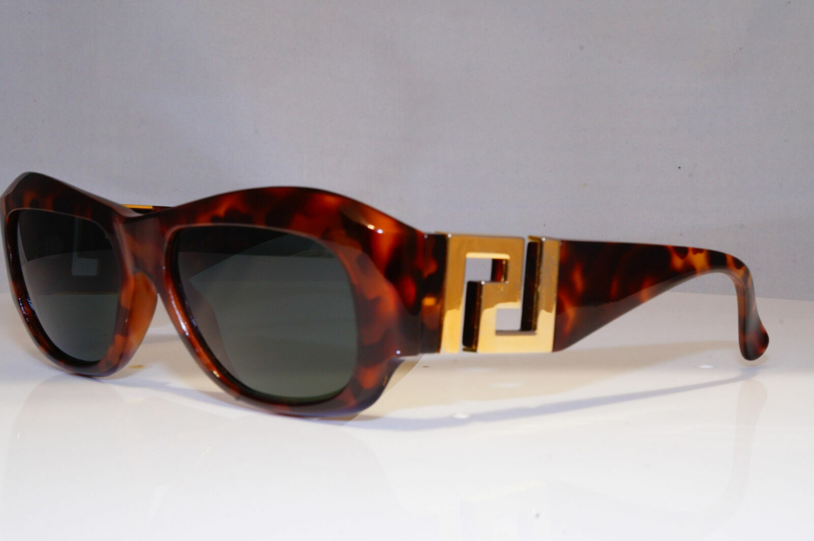 Authentic GIANNI VERSACE Vintage 1996 Sunglasses GOLD MOD T75 COL 869 22220