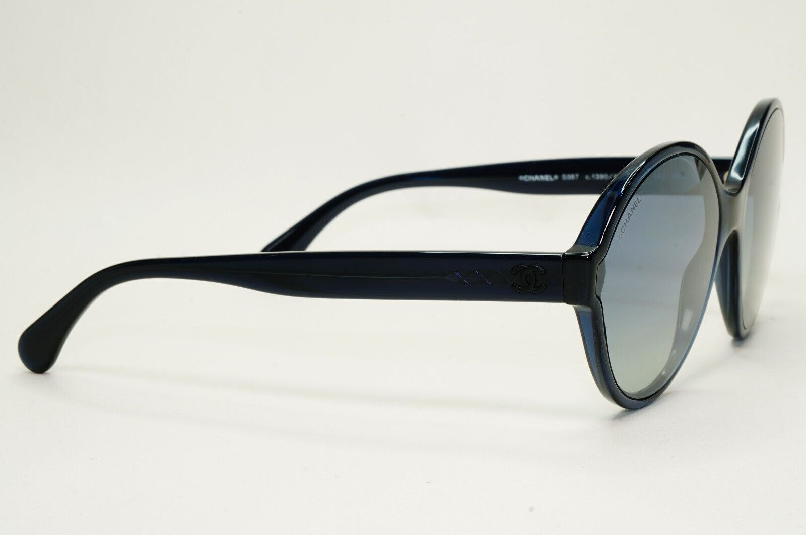 Chanel Sunglasses Dark Blue Gradient Round 5387 c.1390/1G 58mm