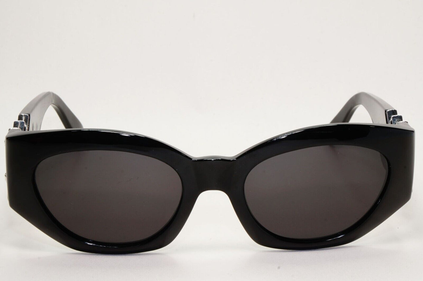 Versace Sunglasses 1996 Vintage Silver Medusa Black MOD 420/Z COL 852 120824