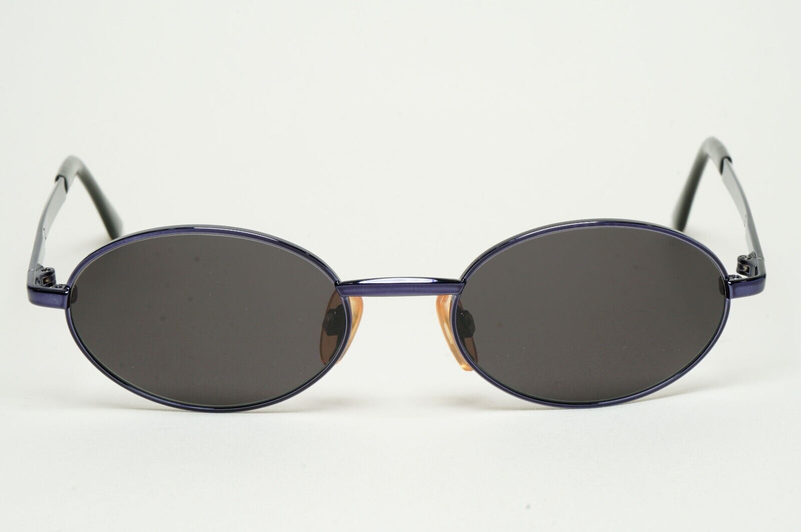 Versus Sunglasses 1996 by Gianni Versace Vintage Blue Black Oval MOR R28 COL 52M
