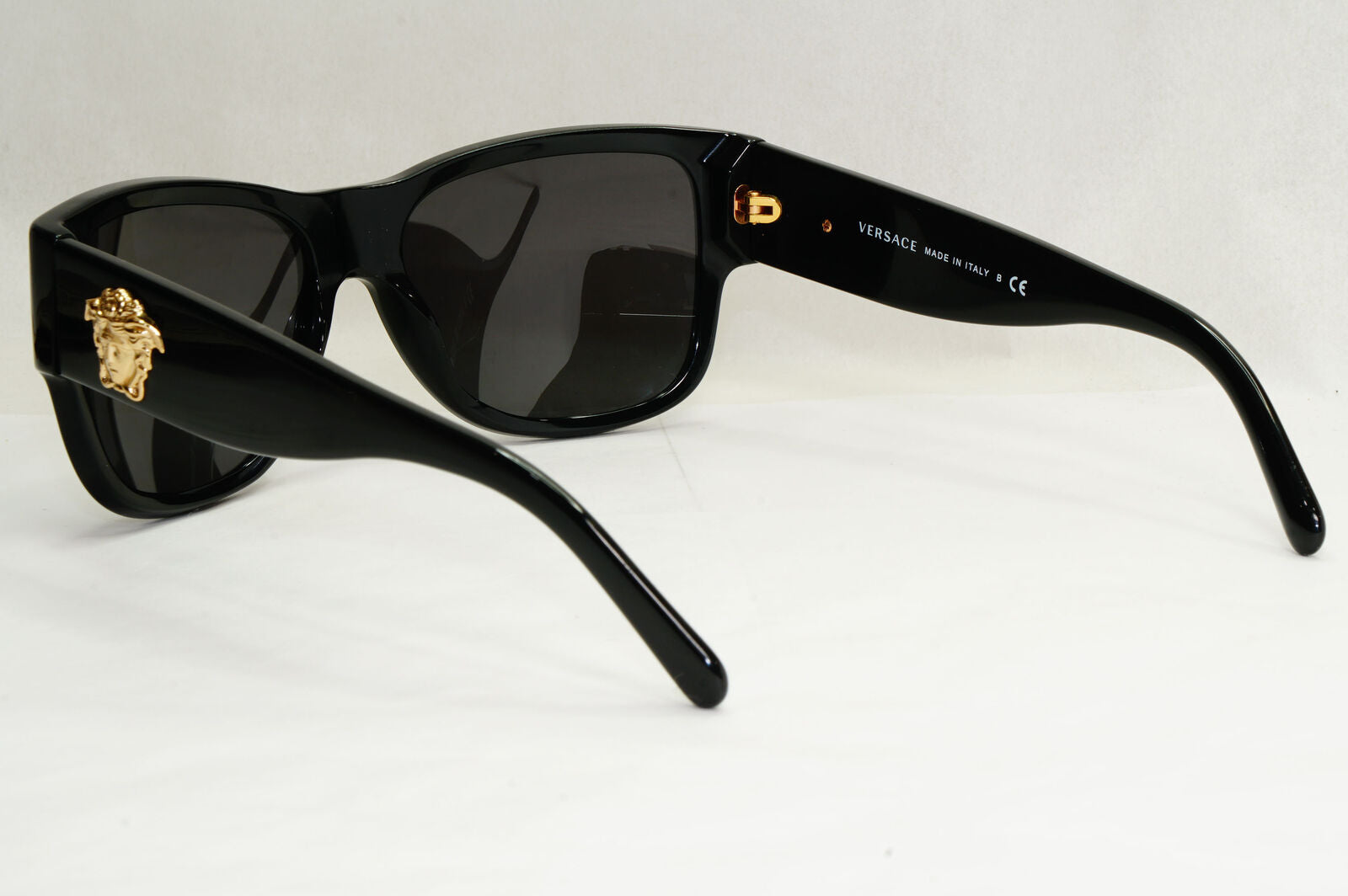 Versace Sunglasses Black Gold Medusa Square MOD VE 4275 GB1/87 130224