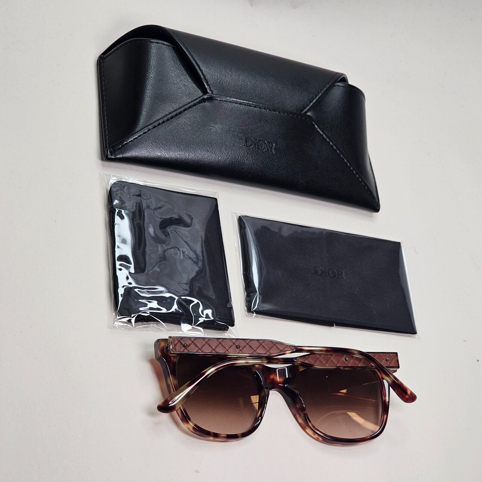 Bottega Veneta Sunglasses Brown Tortoiseshell Leather Square BV 0034S 003 081024