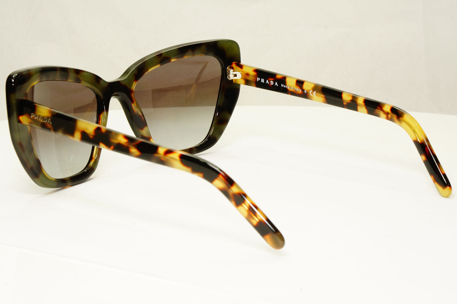 Prada Black Tortoise Brown Square Womens Sunglasses PR08VS SPR 08V NAI-0A7