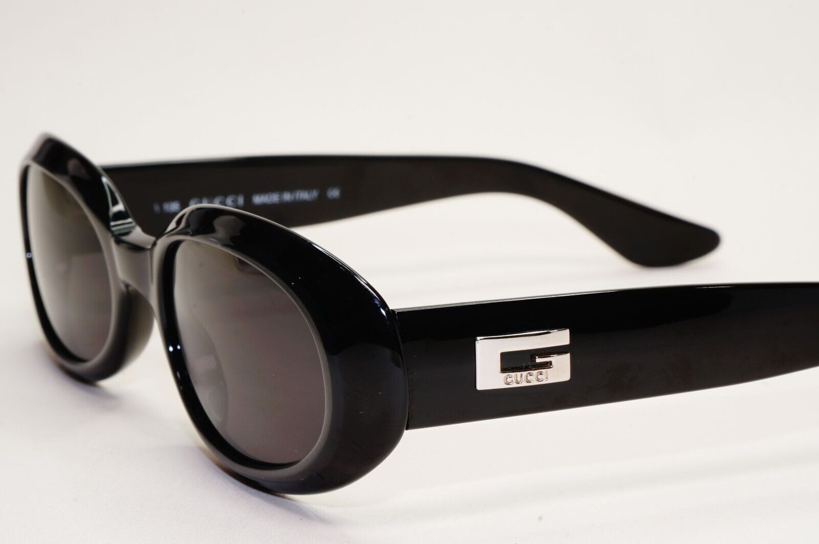 Gucci Sunglasses 1997 Vintage Oval Black Grey GG 2419/N/S 9HH 51mm 120824