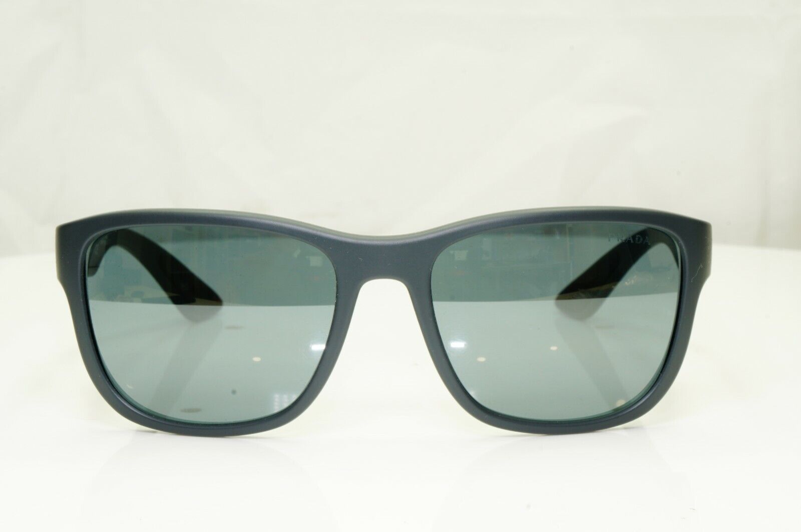 Authentic Prada Mens Grey Sunglasses Square Mirror SPS 01U UFK-5L0 Red Stripe