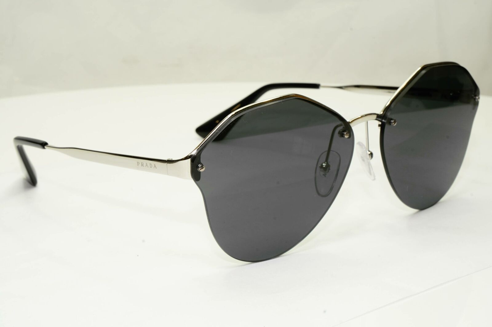 Authentic Prada Womens Cinema Collection Sunglasses Black Silver SPR 64T 1BC-5S0