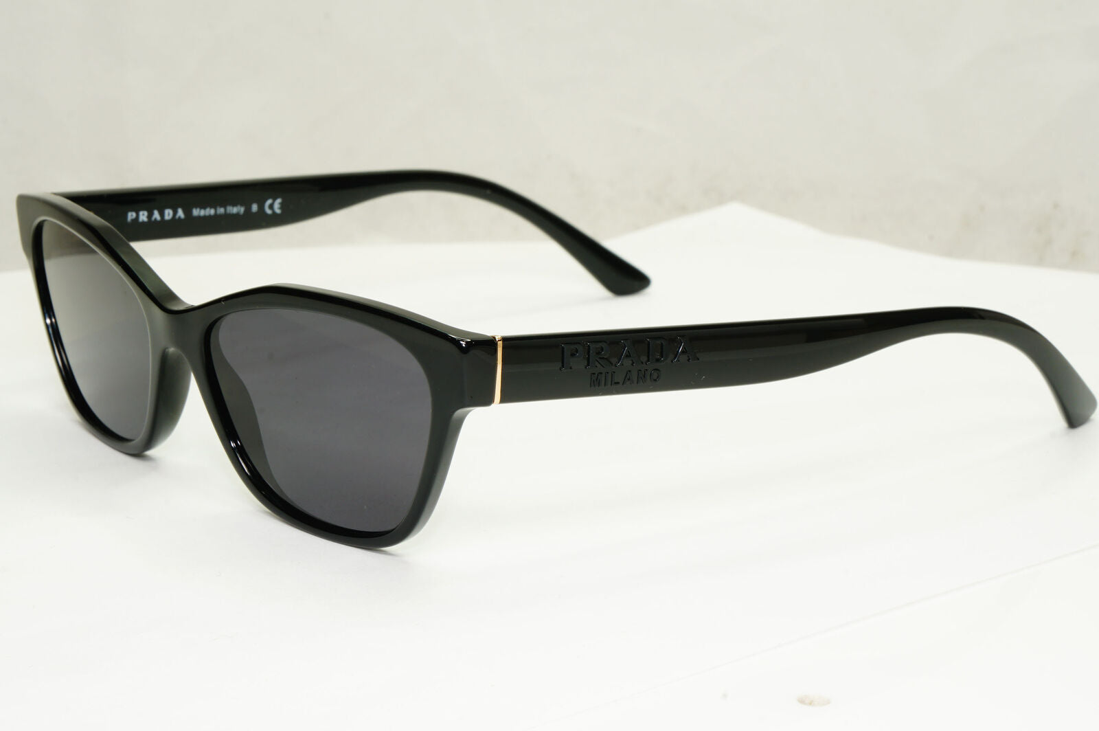 Prada Sunglasses Black Glossy Fashion Designer PR03WV VPR 03W 1AB-1O1 180323