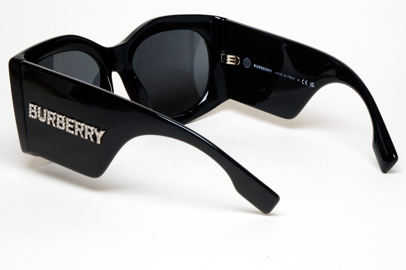 Burberry Sunglasses Madeline Black Oversized Square Large BE 4388-U 3001/87