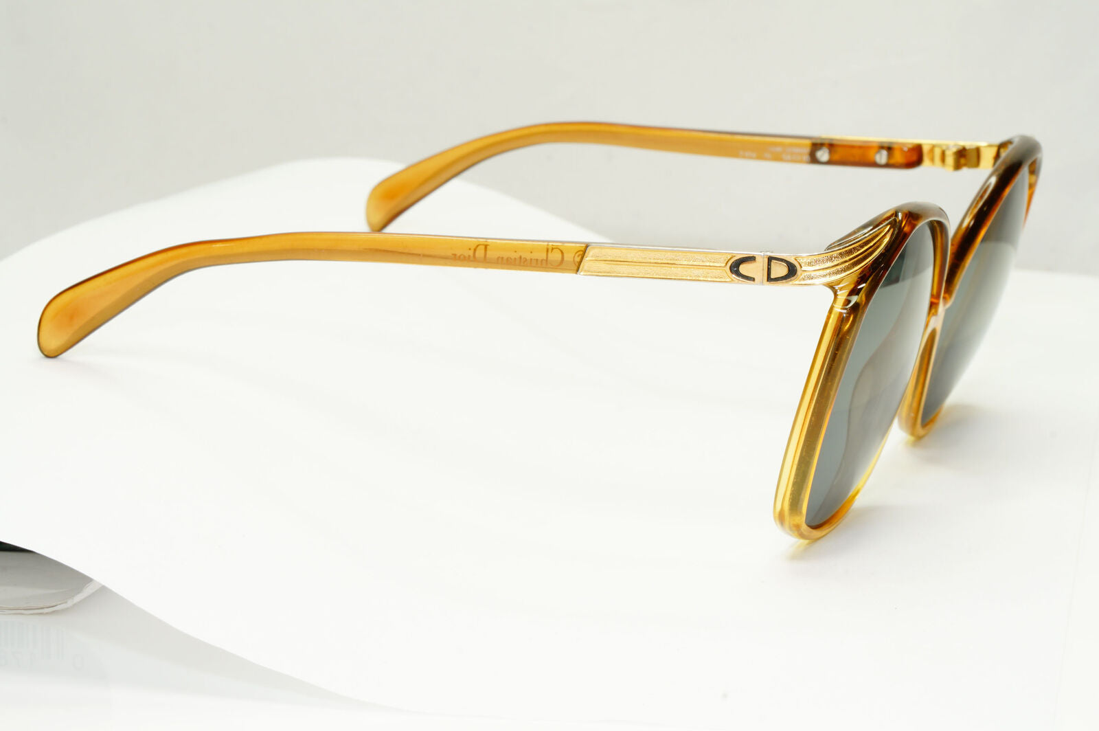Dior 1990s Vintage Sunglasses Brown Honey Green Square Germany 2104 10 251122