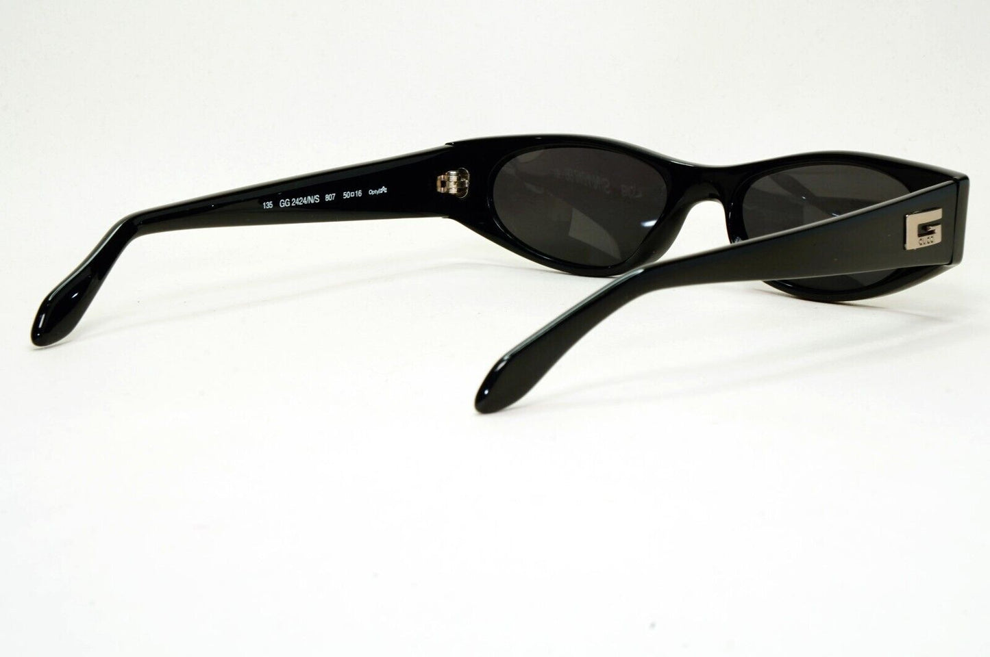 Gucci Sunglasses 1997 Vintage Black Rectangle Slim GG 2424/N/S 807 291024