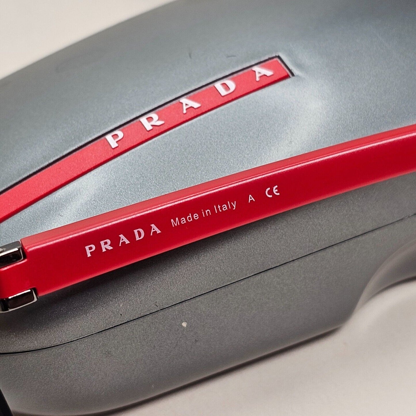 Prada Sunglasses 2010 Vintage Gunmetal Red Grey PS50LS SPS 50L 5AV-1A1 151024