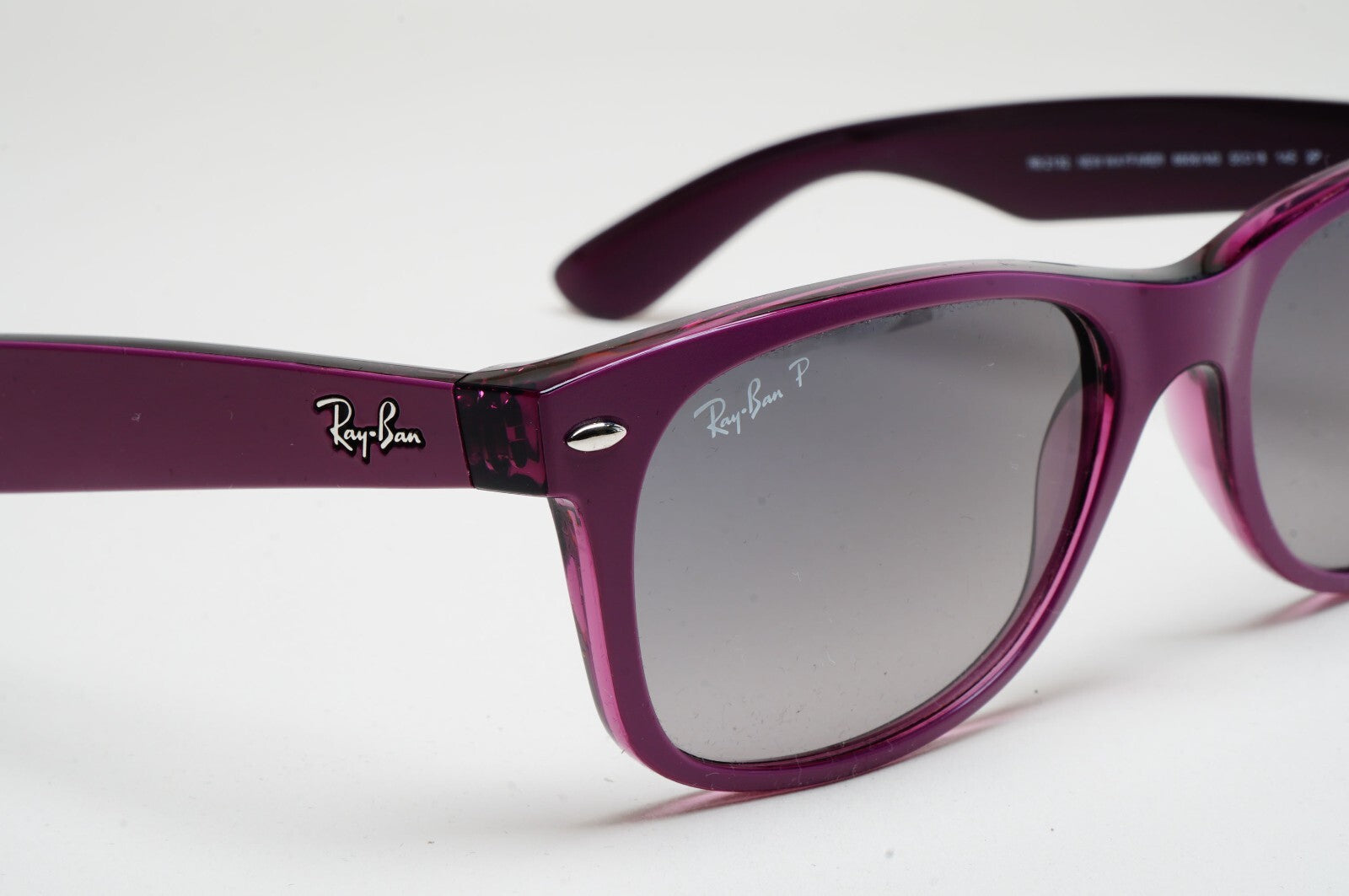 Ray-Ban Sunglasses Polarised New Wayfarer Grey Violet RB 2132 6606/M3 55mm