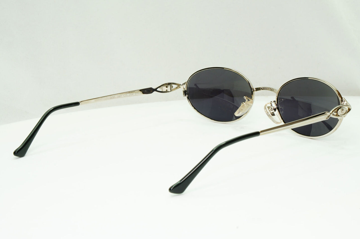 Gianni Versace 1995 Sunglasses Vintage Silver Black Metal Oval MOD H41 COL 26M A