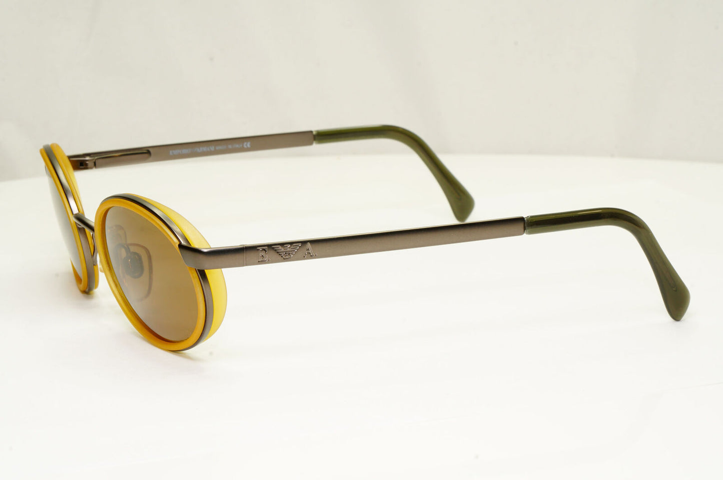 Emporio Armani 1997 Vintage Sunglasses Mens Womens Metal Honey Oval 085-S 1107